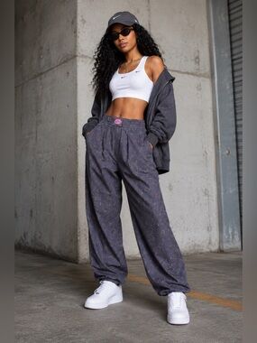 Nike Floral Oversized Track Pants Gray Purple Mid Rise M NWT
